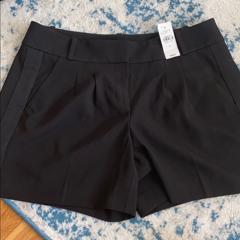 Ann Taylor LOFT Marisa black shorts